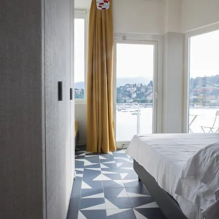 Szálloda Italia E Lido 3*